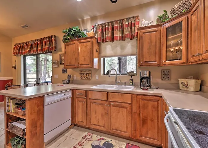 Arizona W/ Patio, Fire Pit & Gas Grill Holiday home Williams
