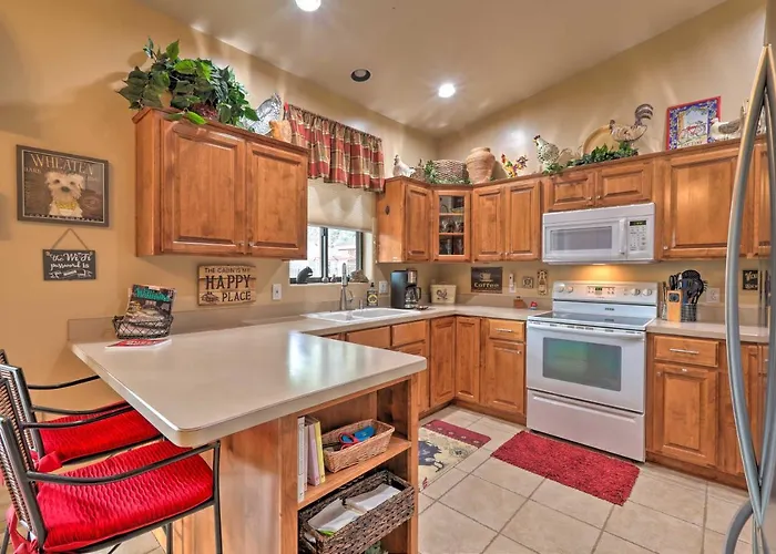 Holiday home Arizona W/ Patio, Fire Pit & Gas Grill Williams