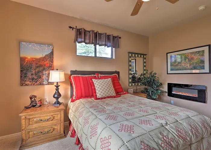 Holiday home Arizona W/ Patio, Fire Pit & Gas Grill *